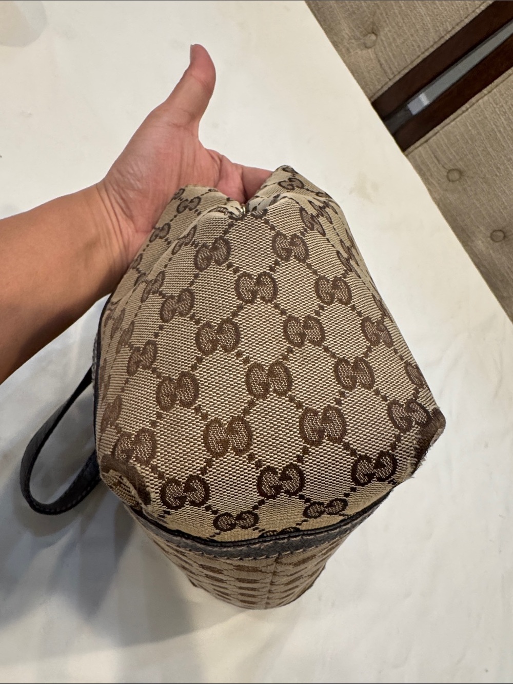 Authentic Gucci Brown GG Canvas Shoulder Bag with Green-Red Web - Picture 3 of 13